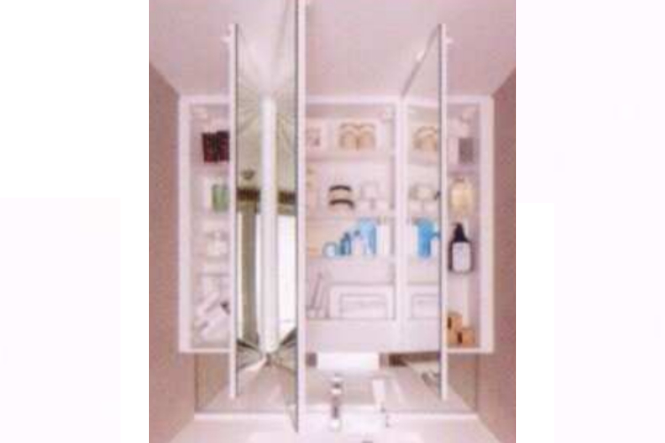 シティテラス横浜の三面鏡付洗面化粧台